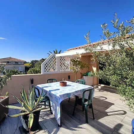 Soleil Soleil, Sur Le Toit Grande Terrasse Saint-Raphaël